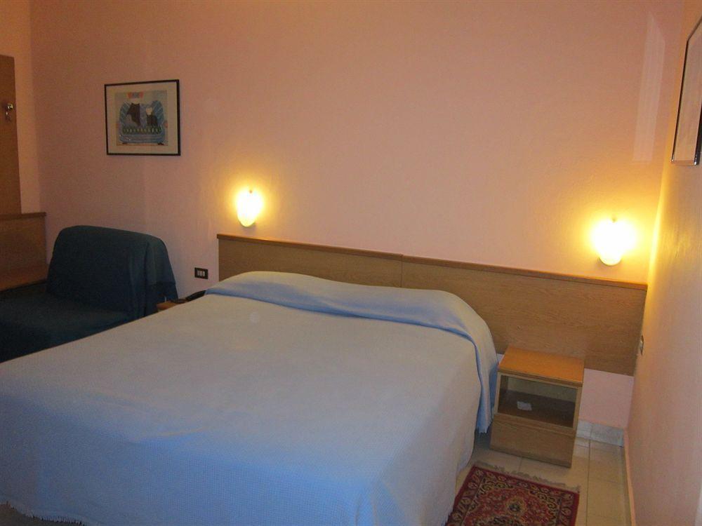 Hotel Europa Sesto San Giovanni Kültér fotó